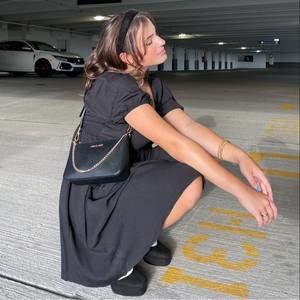 Meet your Posher, Brooke